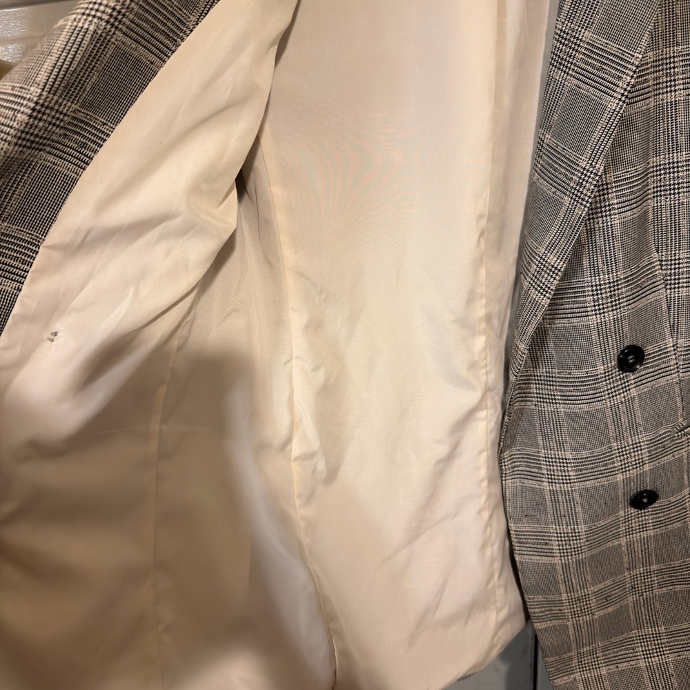 H&M Gray Plaid Double-Breasted Blazer - Picture 7 of 9